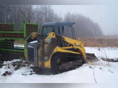 gehl skid steer salvage michigan|Gehl SALVAGE.